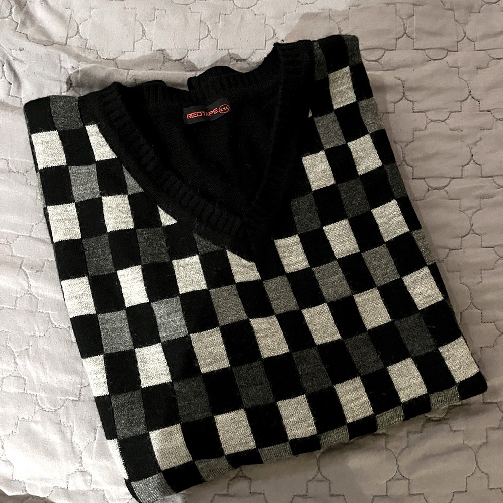 Unisex sweater vest